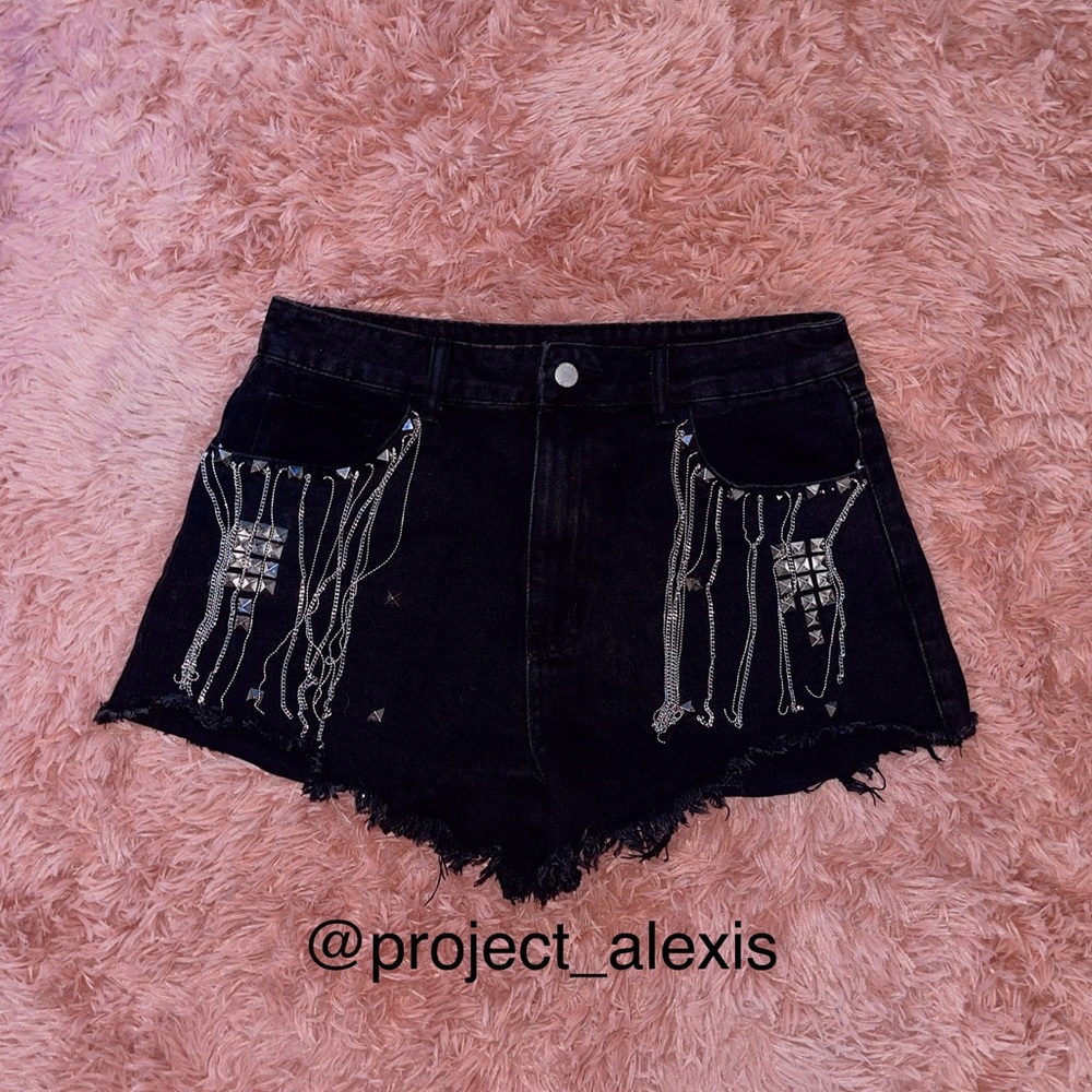 ⭐️Western Jean Fringe Shorts⭐️
